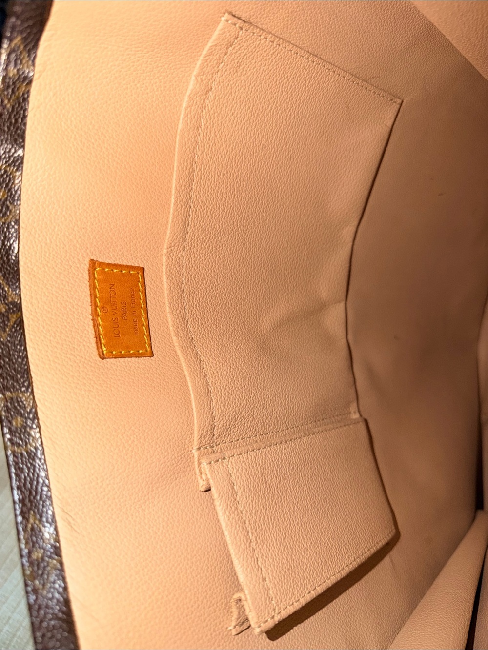 Louis Vuitton Monogram Sac Plat Tote - Picture 11 of 12